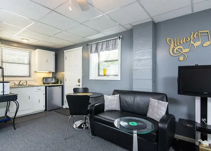 Music Valley Studio - No Fees - Opryland Area